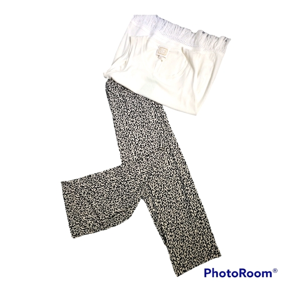 J. Jill Pure Wherever Collection Full Leg Crop Rayon Stretch Knit abstracGUC XS - Picture 4 of 5